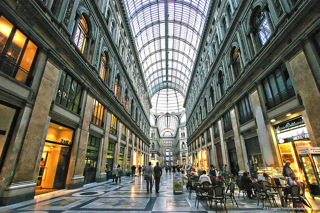 Galería Umberto I de Nápoles