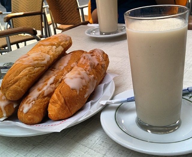 Horchata y fartons