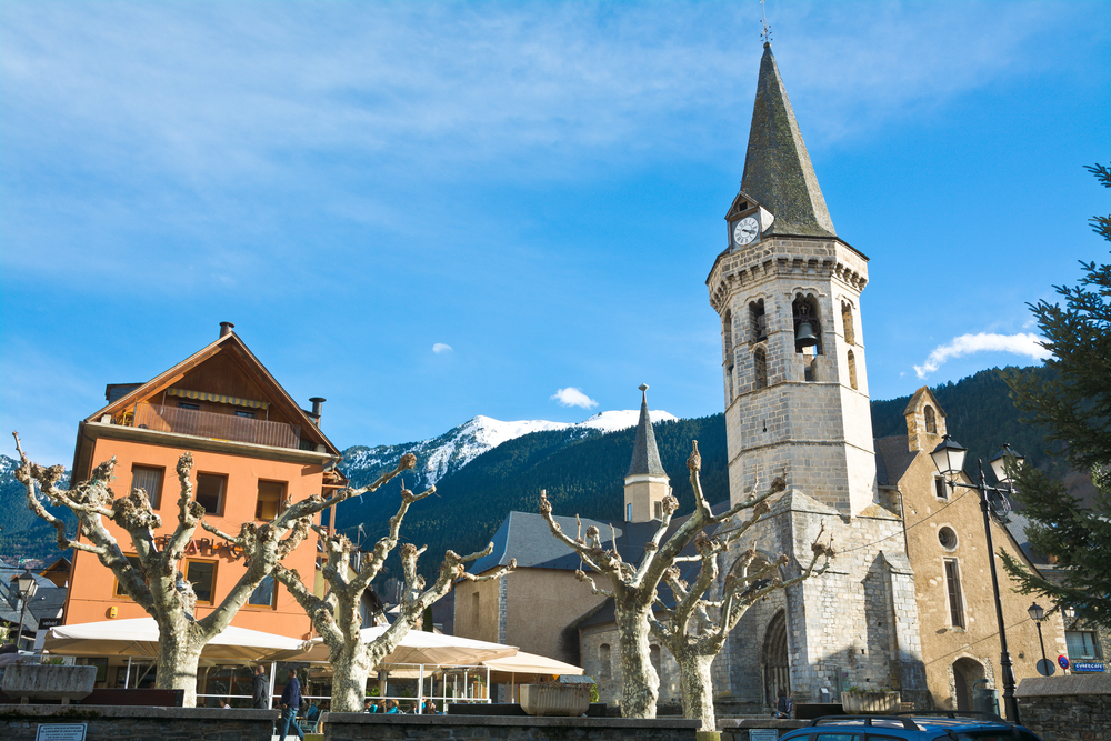 Iglesia de Sant Miquèu en Vielha, valle de Arán