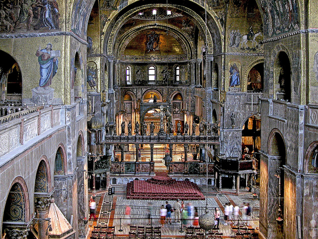 Interior de la basílica de San Marcos
