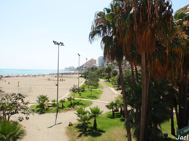 Playa de Torre Bermeja en Benalmádena