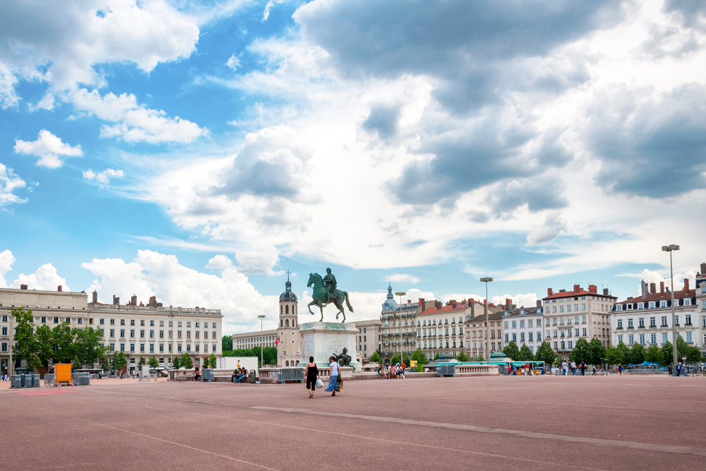 Plaza de Bellecour, uno de los lugares que visitar en Lyon