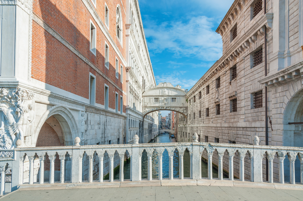 Puente de los Suspiros de Venecia