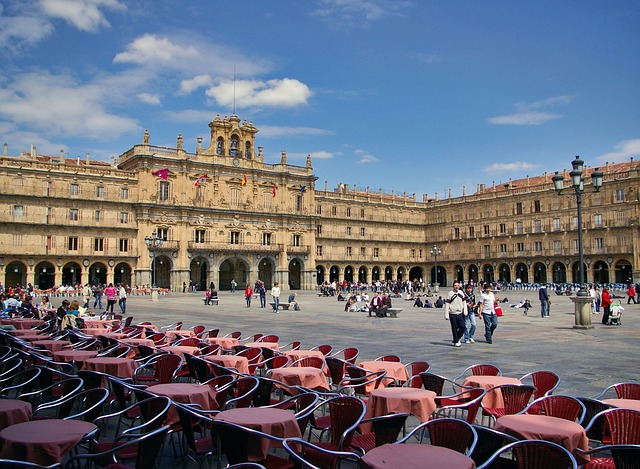 Su forma una de las curiosidades de la Plaza Mayor de Salamanca