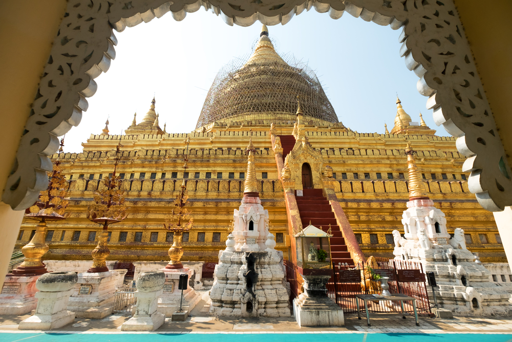 Shwezigon Paya en Bagan