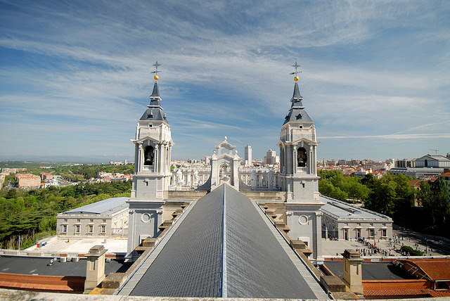 Campanarios de la catedral de la Almudena