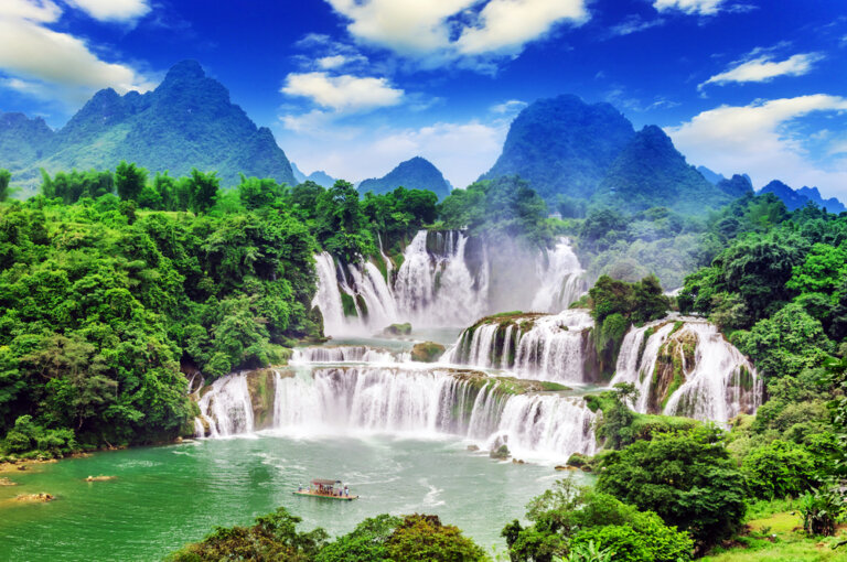 Las 8 cascadas de Asia más impresionantes