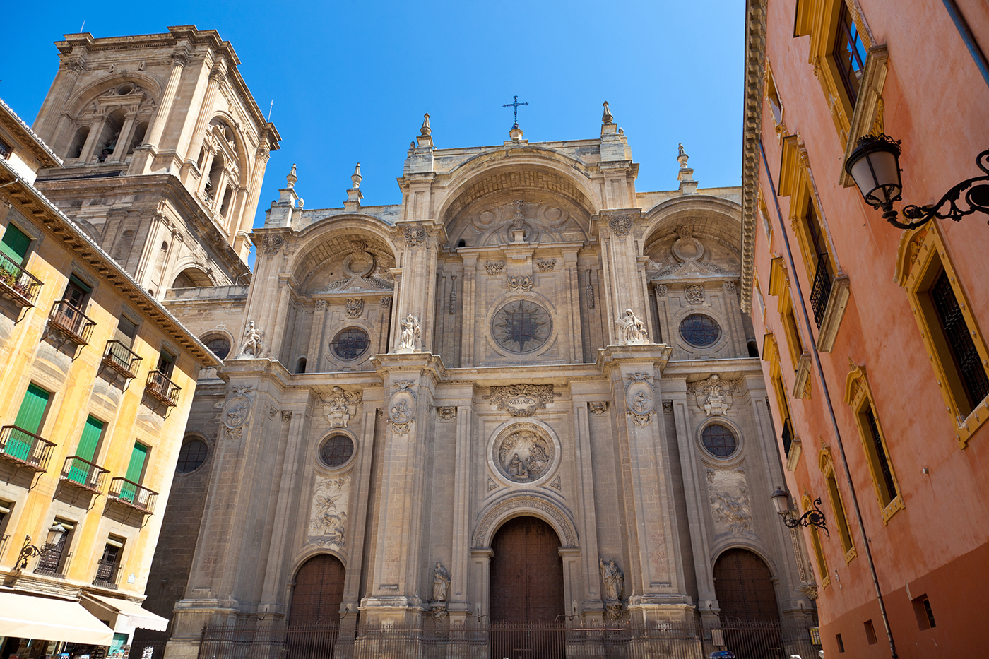 Descubre los secretos de la catedral de Granada