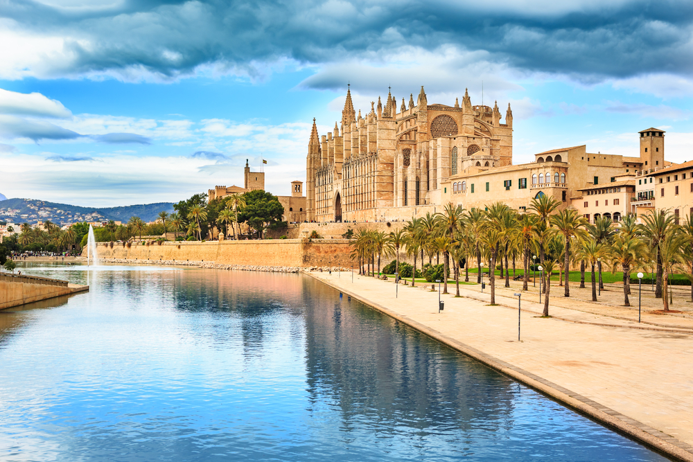 Palma de Mallorca, uno de los destinos para viajar con el colegio