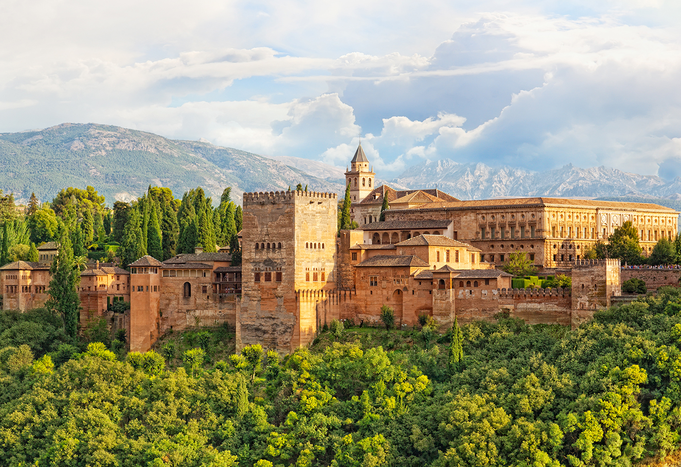 La Alhambra de Granada, uno de los monumentos más visitados del mundo