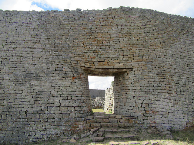 Muralla en el Gran Zimbabue