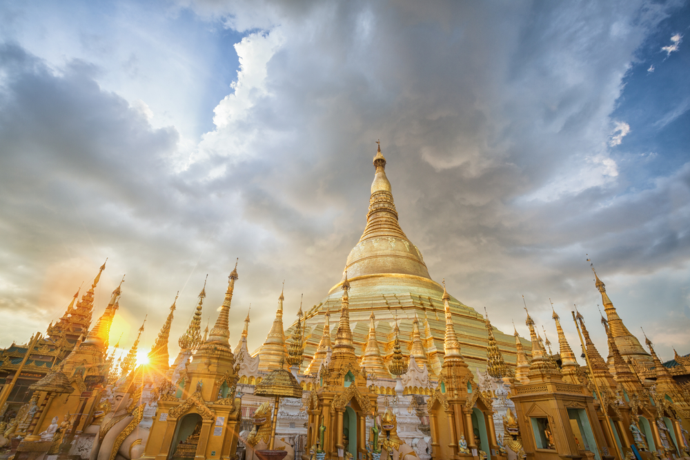 Pagoda Shwedagon en el templo de Yangón