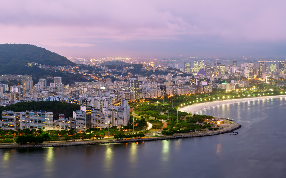 Río de Janeiro por la noche