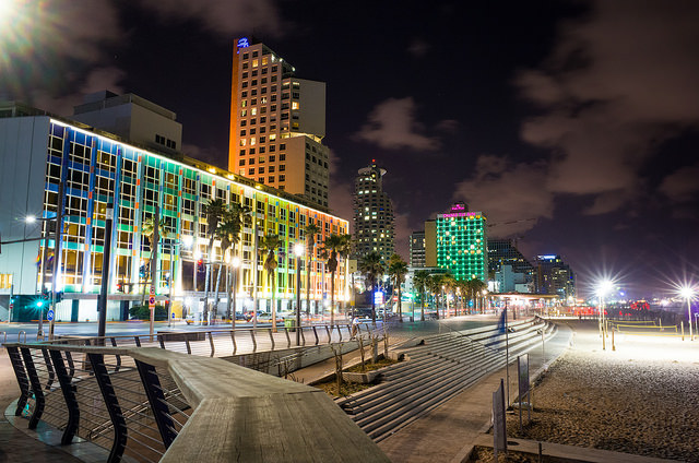 Tel Aviv de noche