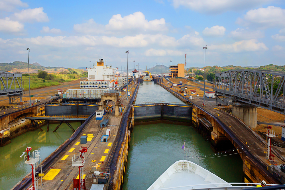 Esclusas en el Canal de Panamá