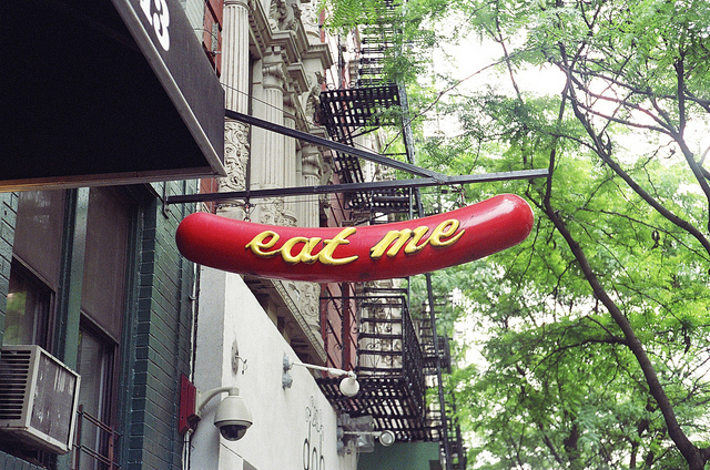 Cartel de Crifs Dogs en Nueva York