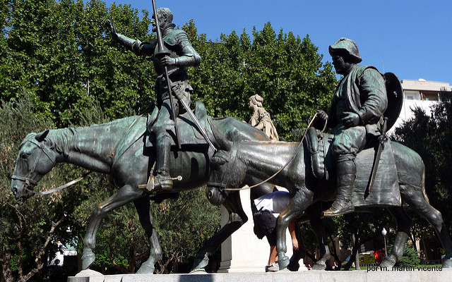 Monumento a Cervantes en la Plaza de España de Madrid