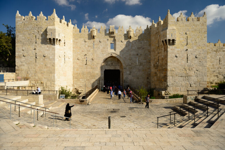 Historia de la Puerta de Damasco en Jerusalén