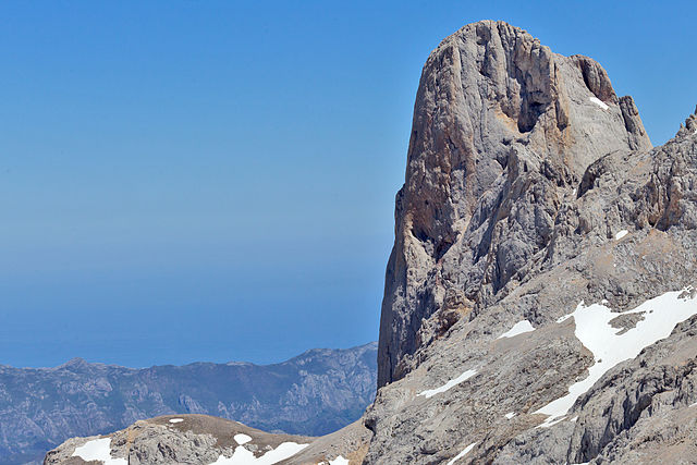 Naranjo de Bulnes