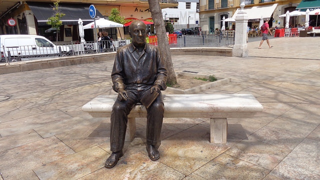 Estatua de Pablo Picasso en Málaga