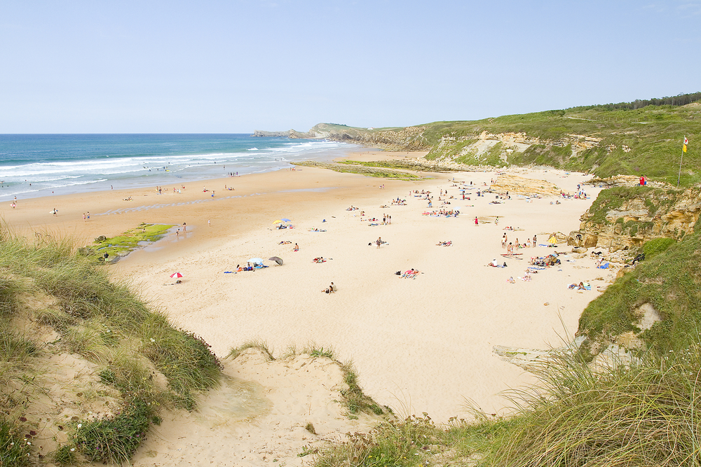 Playa de Valdearenas en Liencres