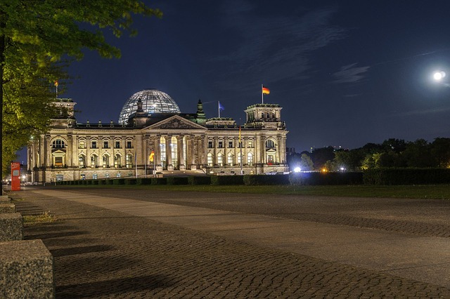REichstag de Berlín por la noche
