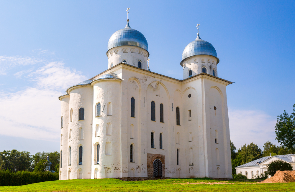 Catedral en el monasterio de Yuriev