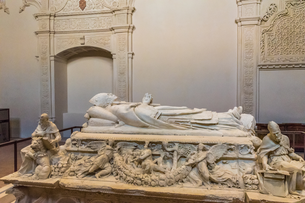 Sepulcro del Cardenal Cisneros en la Universidad de Alcála