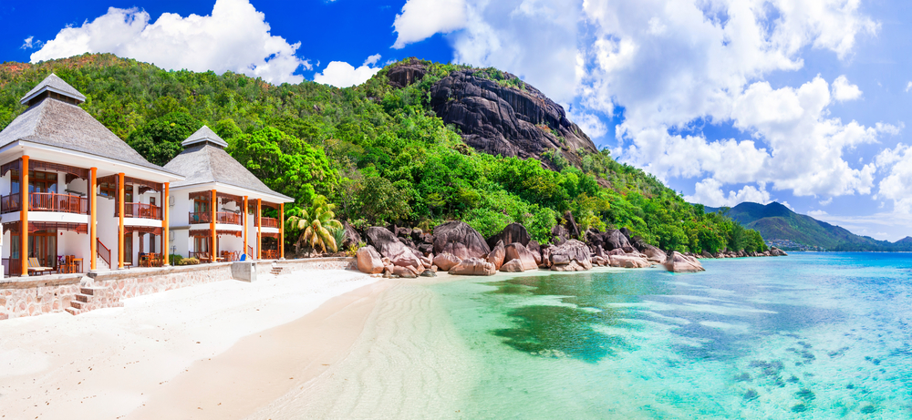 Vista de una playa en la isla de Praslin de Seychelles