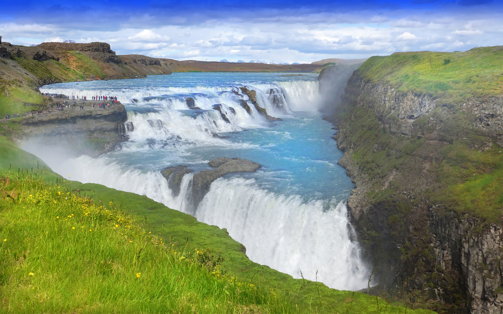 Cascada de Gullfoss, uno de los atractivos tras visitar Reikiavik