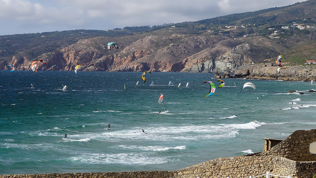 Surgfistas en la playa de Guincho