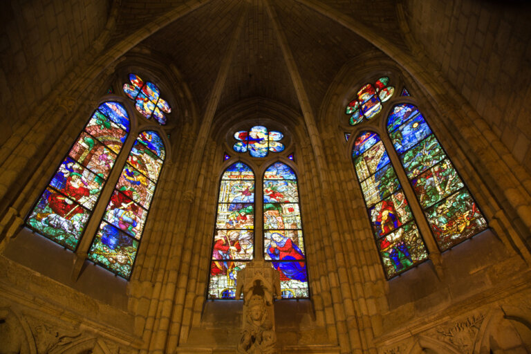 León, la catedral con las vidrieras más impresionantes de España