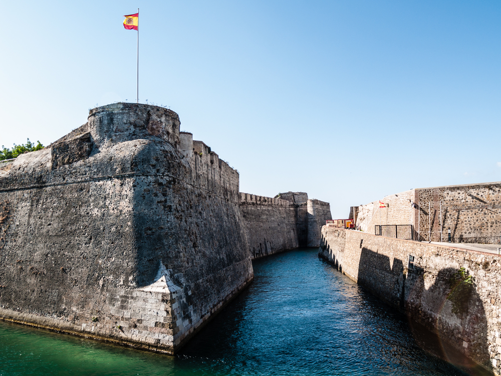 Fortaleza y foso de Ceuta