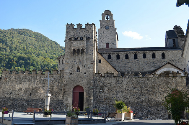 Iglesia de Luz Saint Sauveur