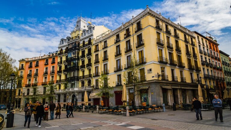 Anímate a conocer los barrios de Madrid más populares