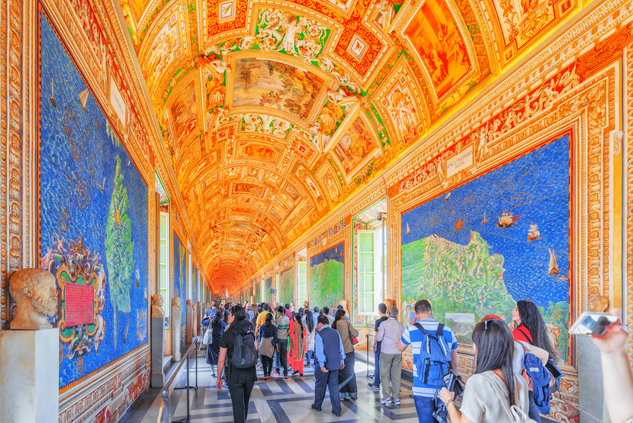 Aparte de arte eclesiástico, hay otras curiosidades en los museos vaticanos.