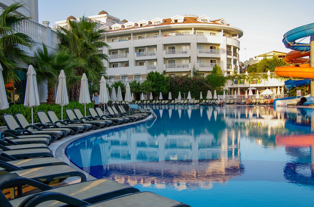 Piscina en un hotel