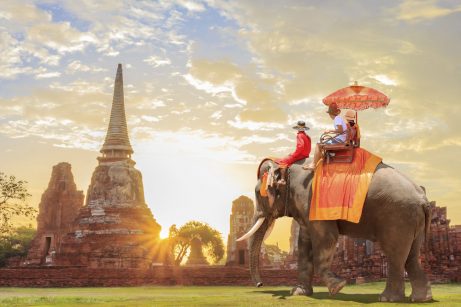 Turistas en Bagan