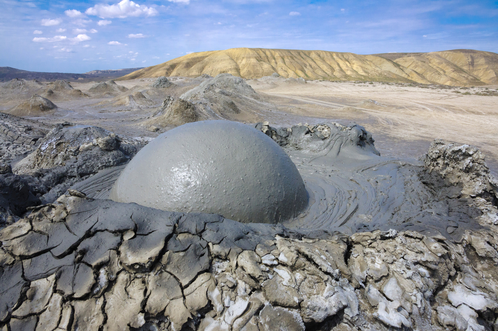 Volcán de lodo en Azerbaiyán