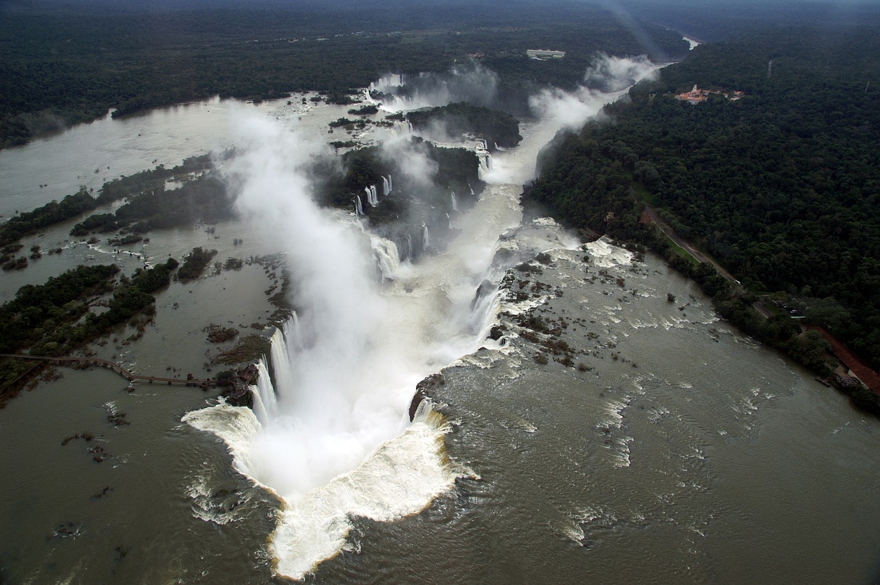 Vista aérea de las cataratas del Iguazú
