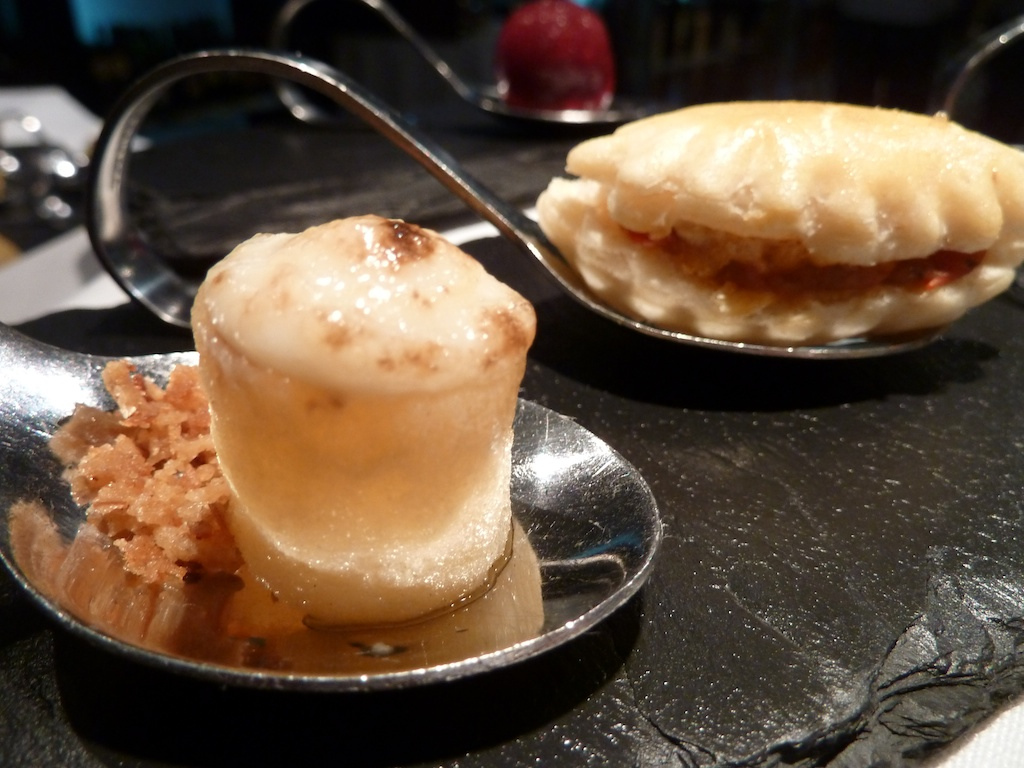 Menú en el resturante Coque