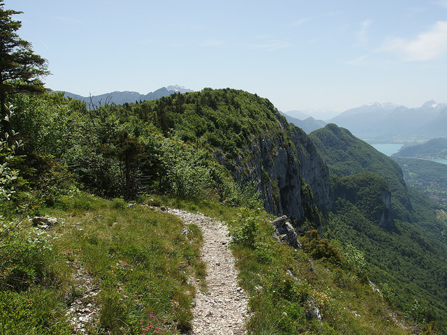 Ruta hacia Mont Veyrier