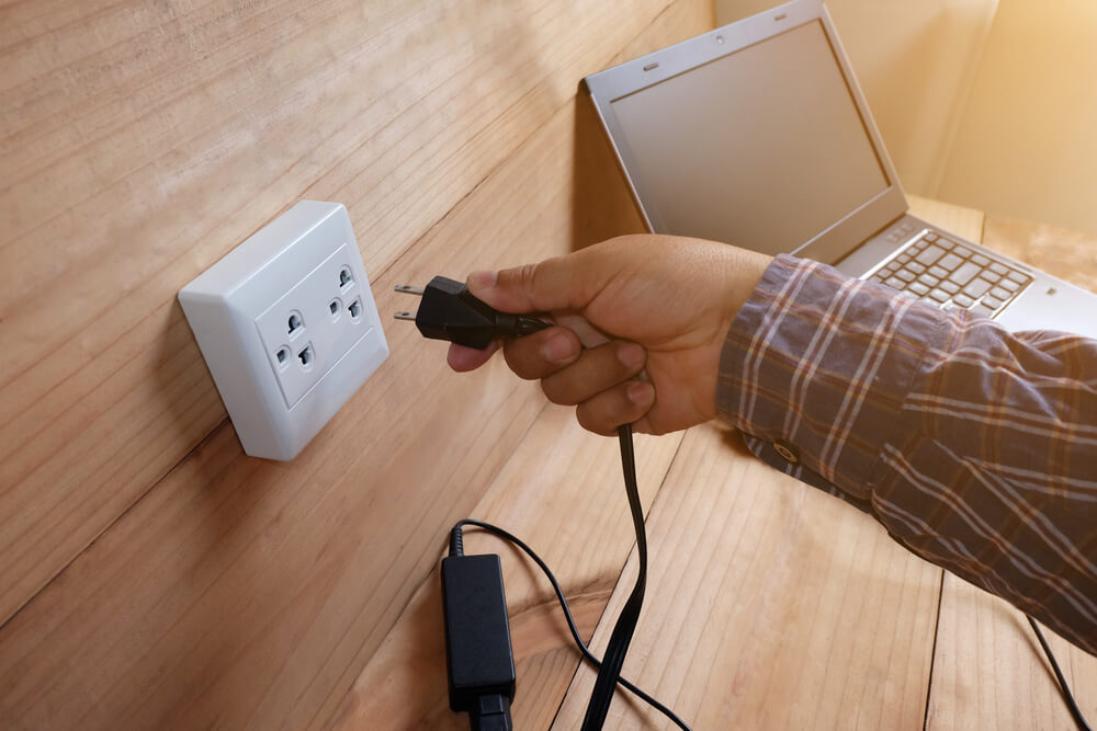 Adaptador, indispensable si vas a viajar a Londres por primera vez