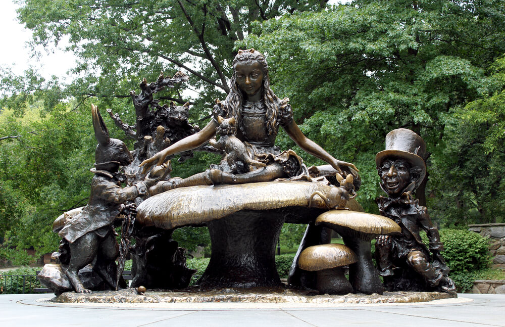 Escultura de Alicia en Central Park