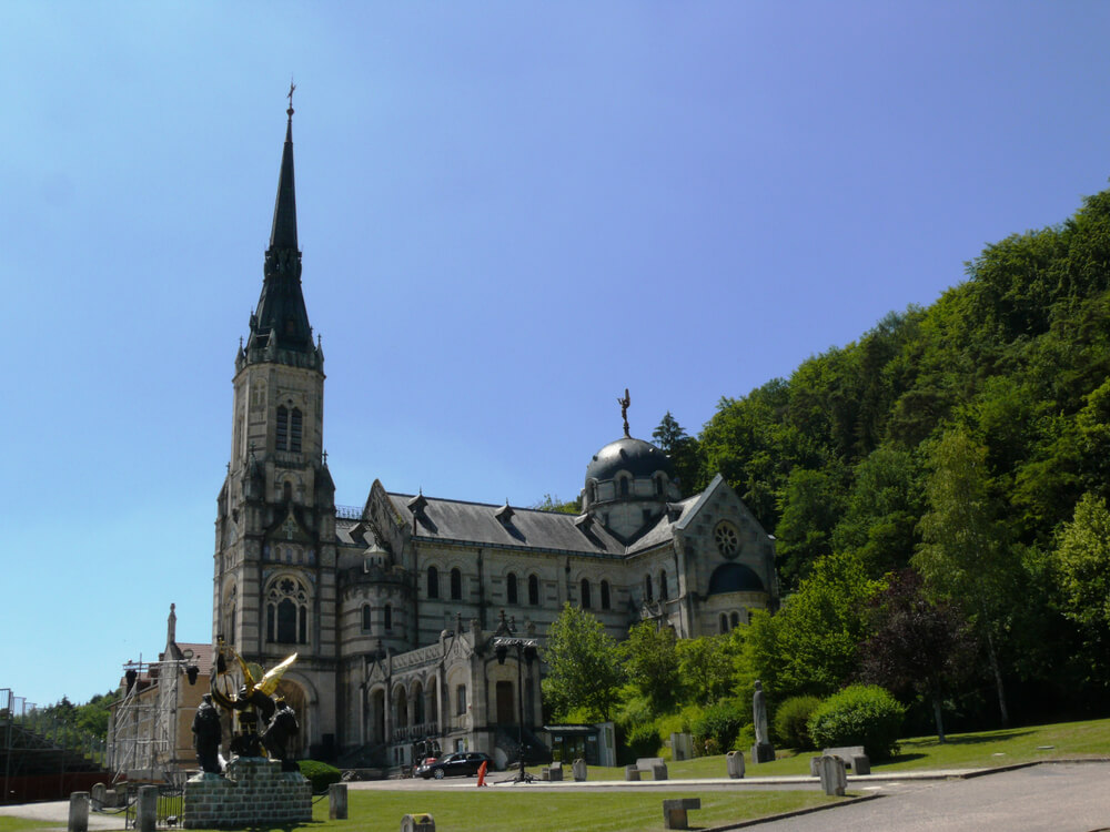 Basílica de Bois-Chenu en Domrémy