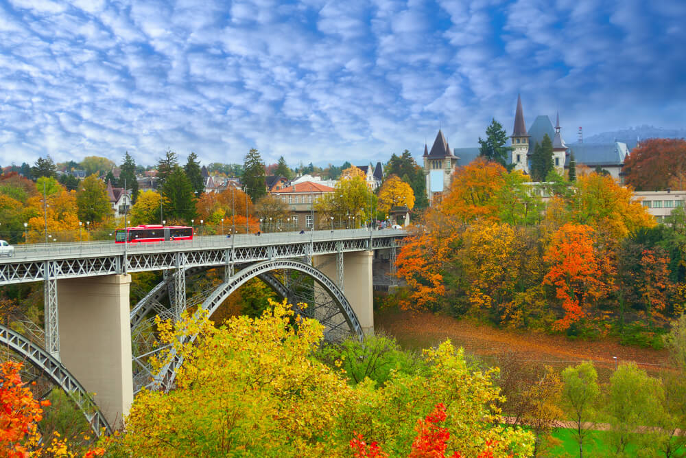 Vista de Berna en otoño