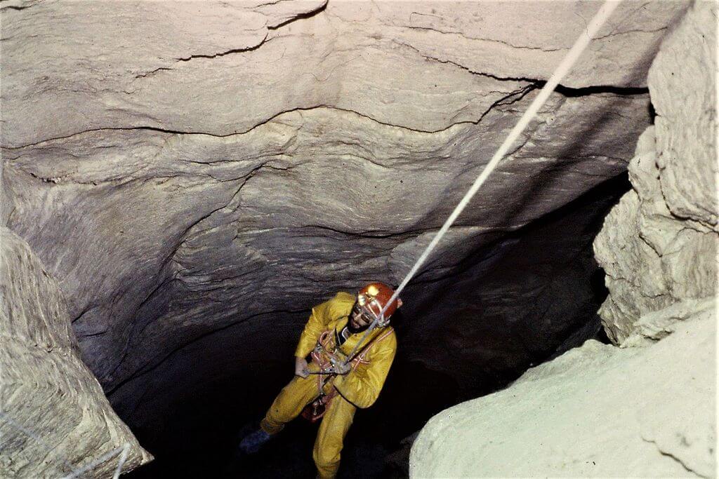 Descenso a le Gouffre Berger