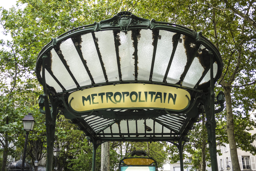 Entrada al metro de París