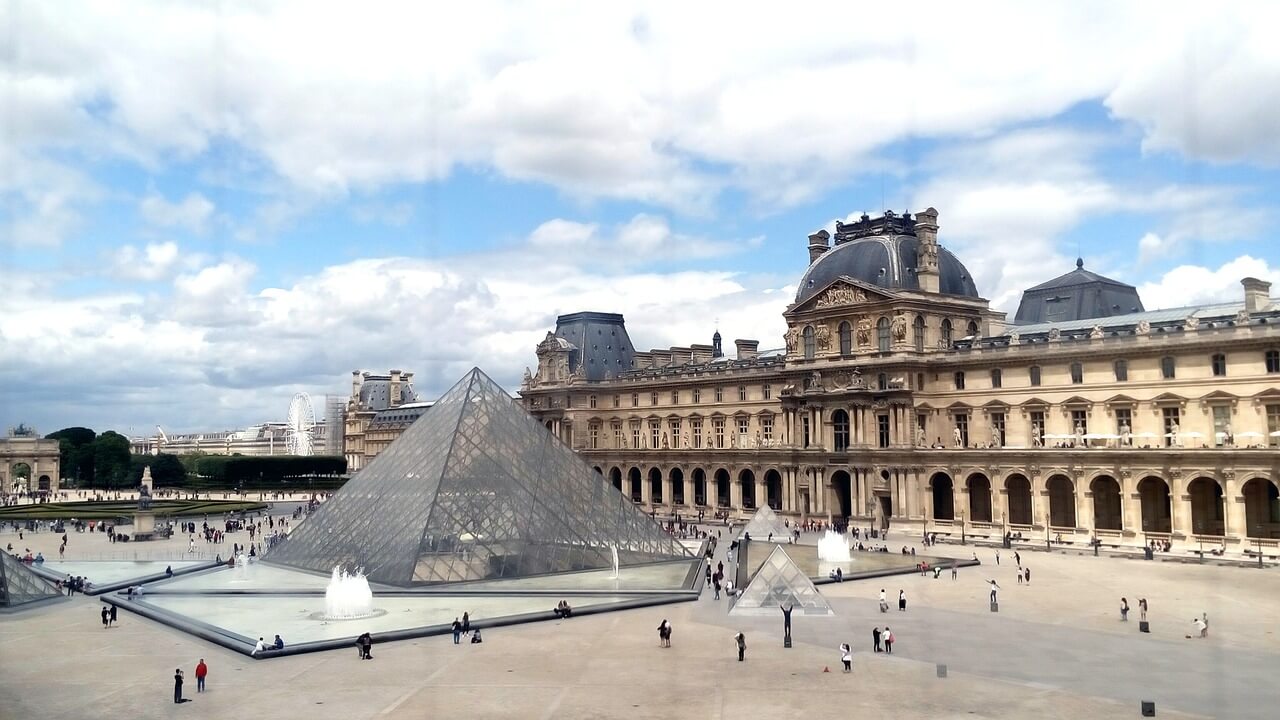 Museo del Louvre de París