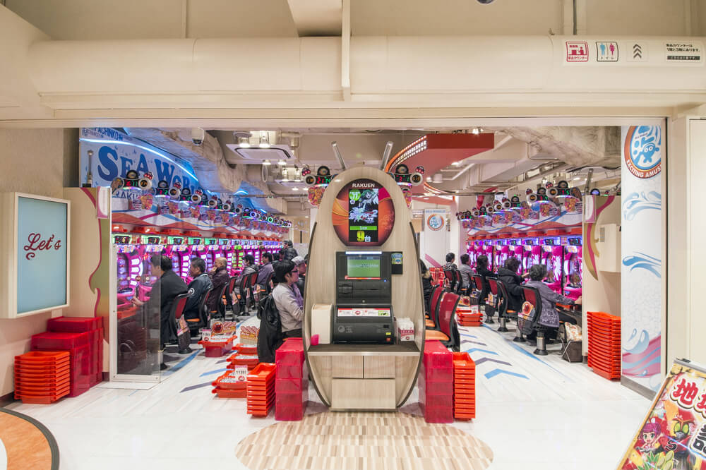 Interior de un pachinko en Japón
